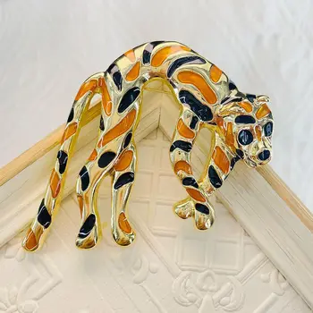 Emailiga Värvilise Glasuuriga Raha Leopard Sõle Ripats Kaks Eesmärki-Retro Personalized Loomade Stiilis Pin-Mantel Tarvikud